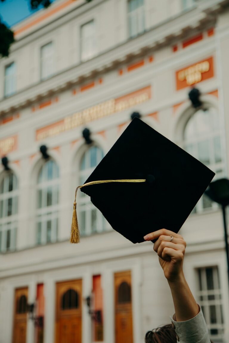 Top Scholarships Available For Overseas Students